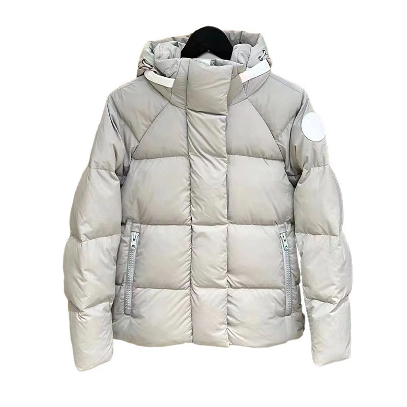 Women′s Duck Down Jacket 2022 New Design Goose Down Coat with Reflective Stripe on Hood